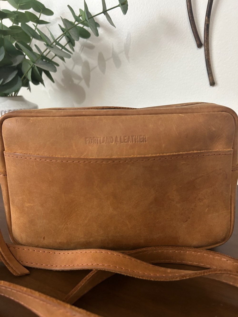 Portland Leather Crossbody Toaster  Leather Bag in Dakota - Picture 3 of 10